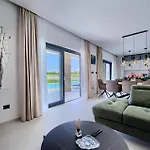 Amazing Home In Nedescina Casa vacanze
