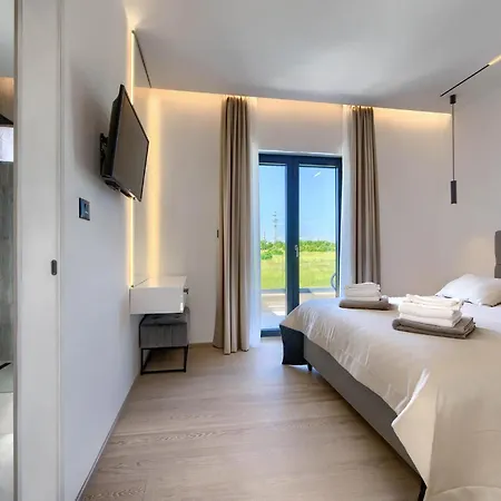 Amazing Home In Nedescina