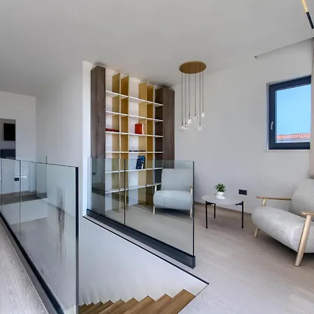 Amazing Home In Nedescina Casa vacanze